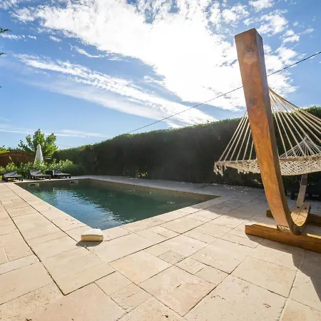 Stone With Private Pool 別荘